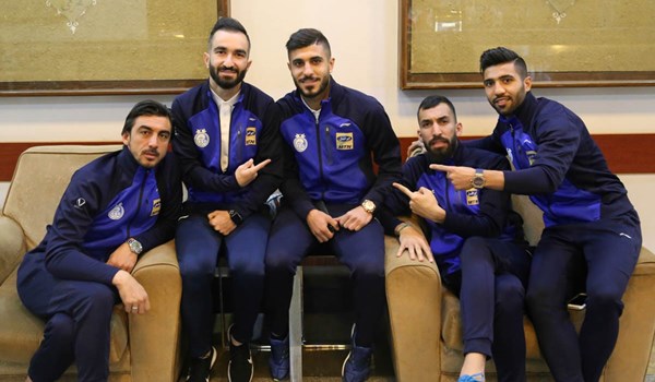 استقلال-بازیکنان استقلال تهران-کاروان استقلال