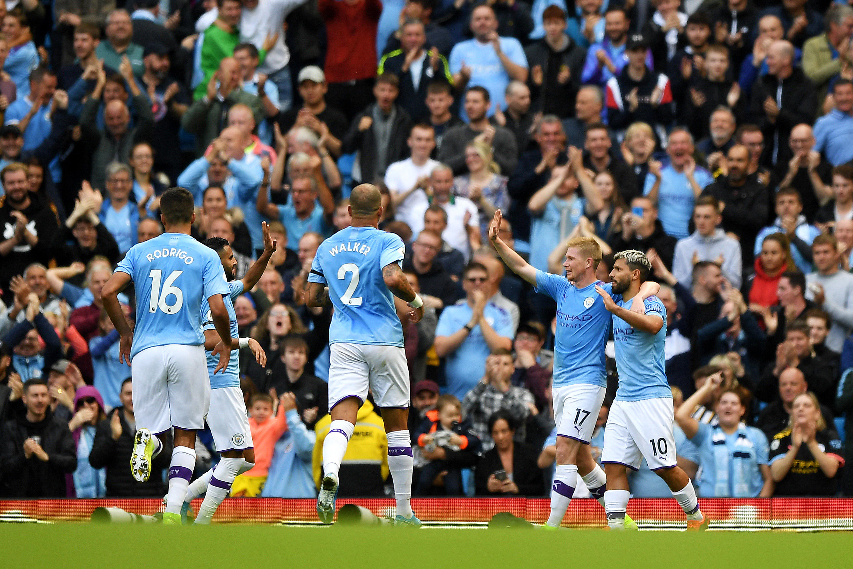 منچسترسیتی-برایتون-لیگ-برتر-انگلیس-manchester city-brighton