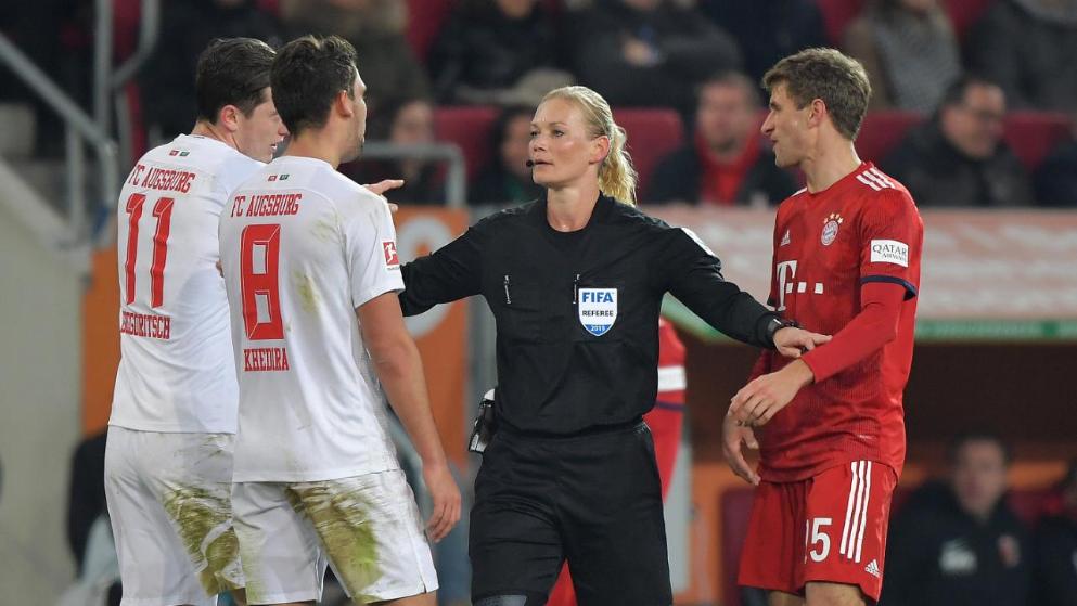 آگزبورگ-بایرن مونیخ-بوندس لیگا-آلمان-bayern munich