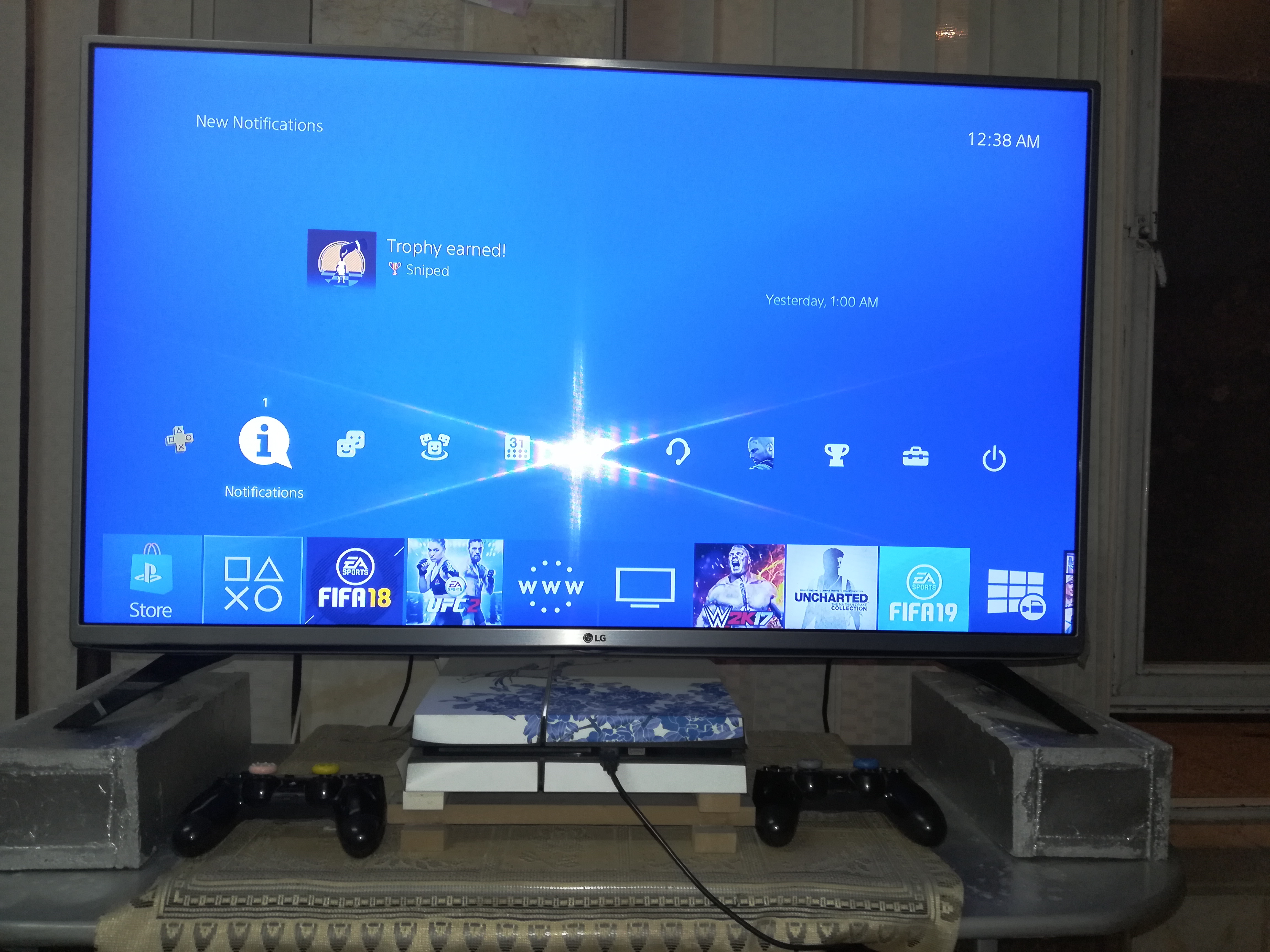 در مورد کنسول PS4??