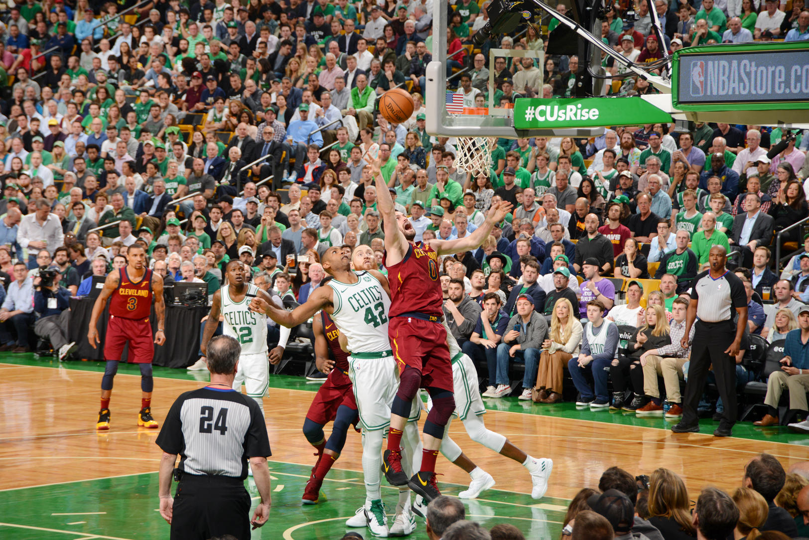 پلی آف NBA-برد استیونز-جیلن براون-لبران جیمز-تایرن لو-فینال کنفرانس شرق