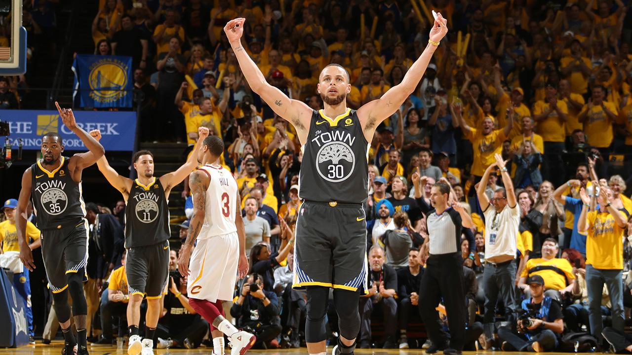 کلیولند کاوالیرز-گلدن استیت وریرز-پلی آف NBA-فینال NBA-لیگ NBA-استیو کر-آدام سیلور