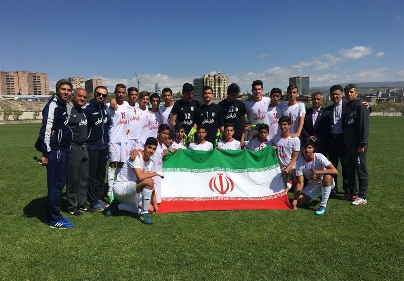 تیم ملی فوتبال نونهالان ایران