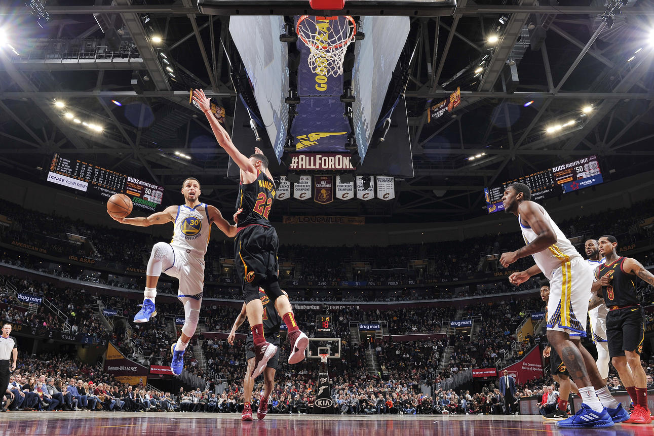 بسکتبال NBA - گلدن استیت-کلیولند کاوالیرز-Stephen Curry