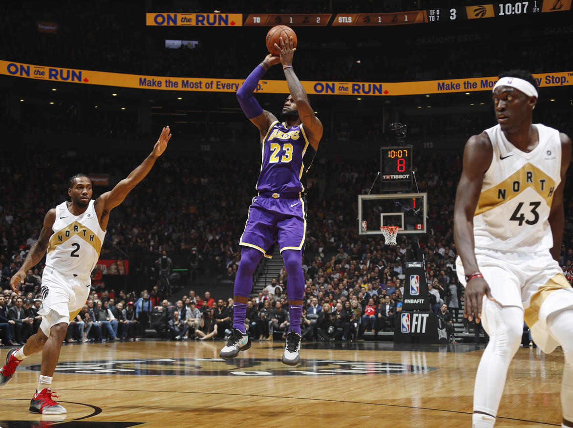 بسکتبال NBA- لس آنجلس لیکرز-تورنتو رپترز