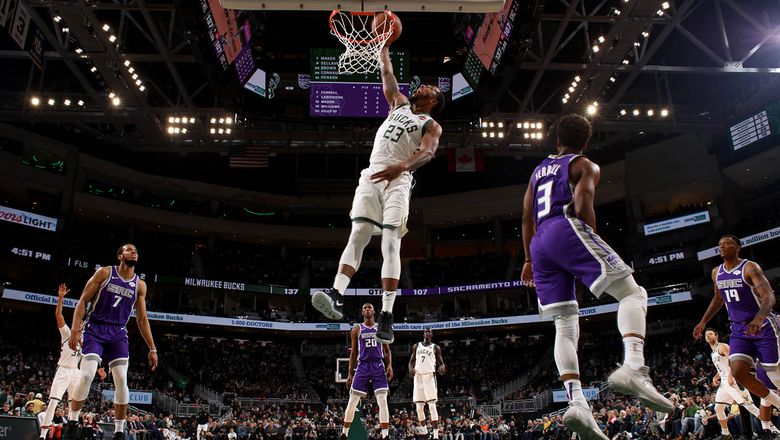 بسکتبال NBA -فصل عادی - میولاکی باکس - ساکرامنتو کینگز