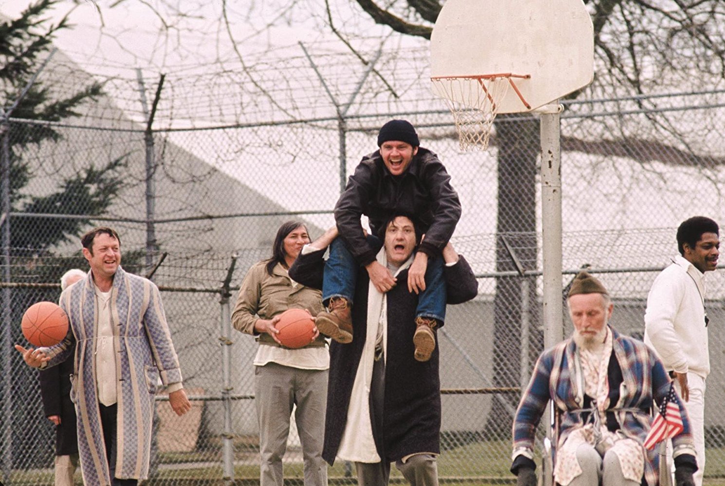 نقد فیلم One Flew Over the Cuckoo’s Nest (به همراه لینک دانلود و زیرنویس فارسی)