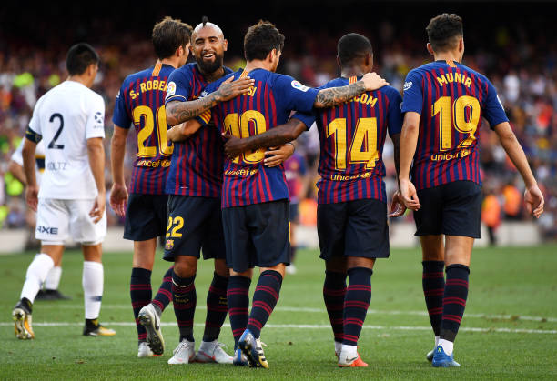 بارسلونا 3-0 بوکاجونیورز؛ ادای احترام نیوکمپ به خوان گمپر بزرگ