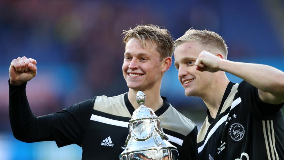 ajax-آژاکس-هافبک-هلند-جام حذفی-قهرمان