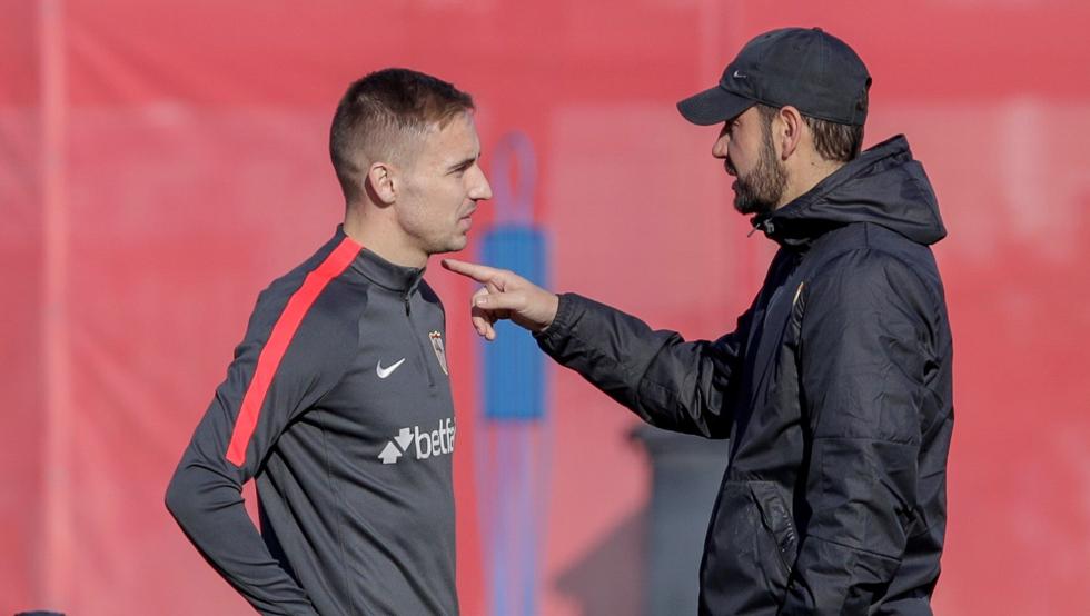 SEVILLA-سویا-سرمربی-اسپانیا-هافبک-کرواسی