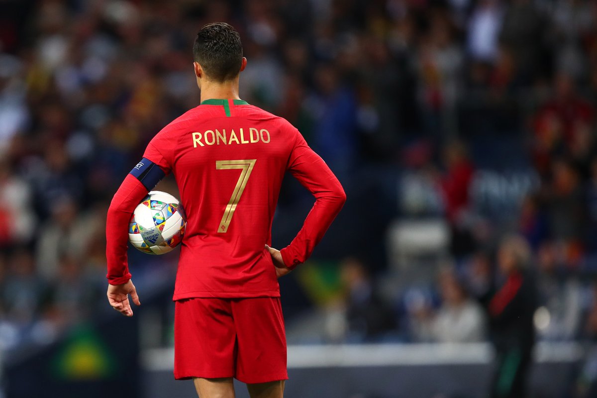 Portugal-پرتغال-مهاجم-کاپیتان-لیگ ملتهای اروپا