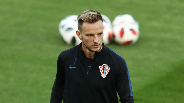 BARCELONA-بارسلونا-CROATIA-هافبک-کرواسی