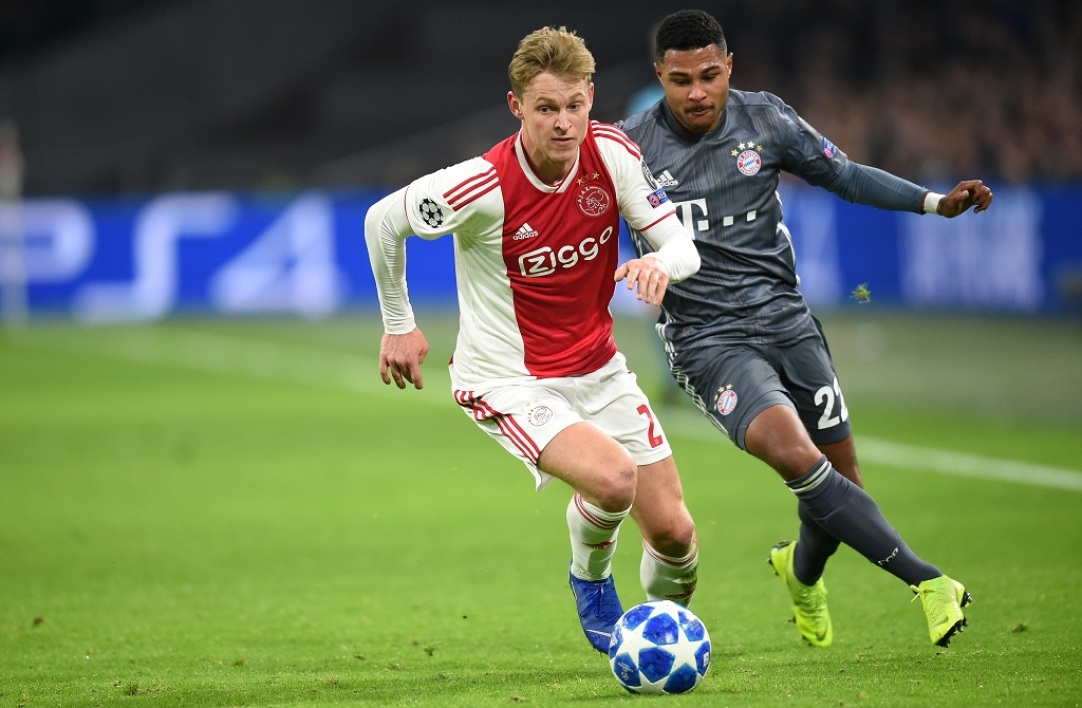 ajax-آژاکس-هافبک-هلند-لیگ قهرمانان اروپا