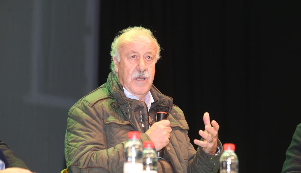 spain-اسپانیا-سرمربی
