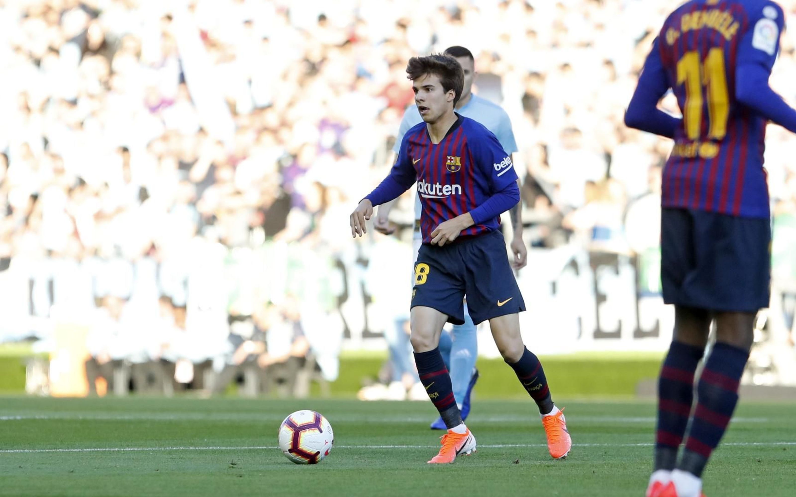 BARCELONA-بارسلونا-هافبک-اسپانیا-لالیگا-لاماسیا