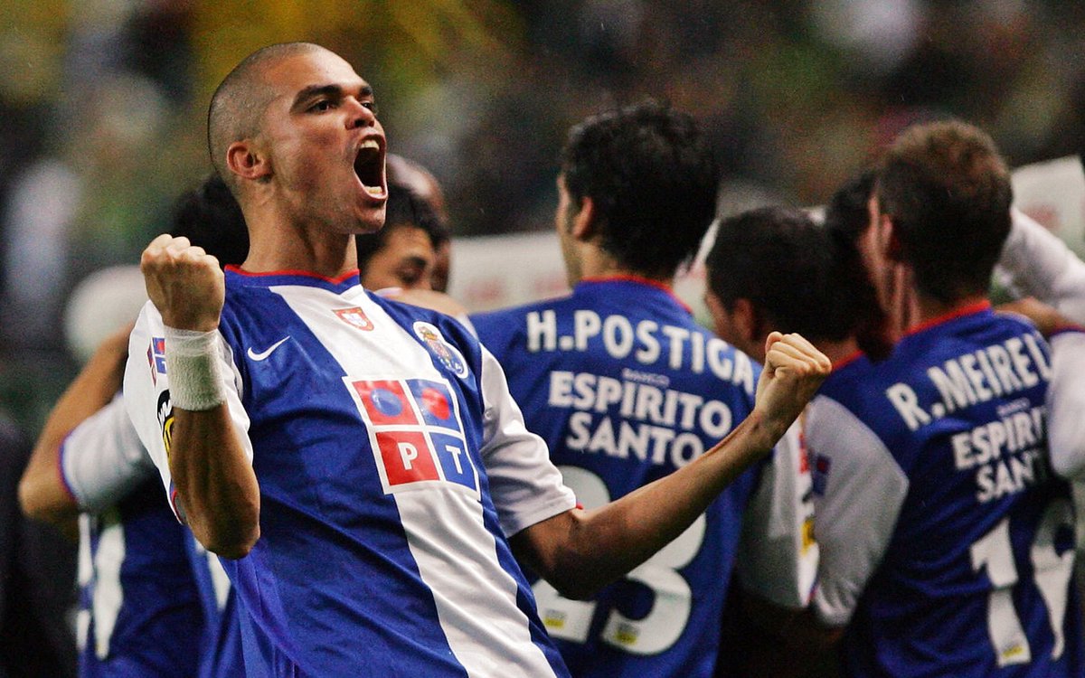 پورتو-پرتغال-مدافع پورتو-Porto