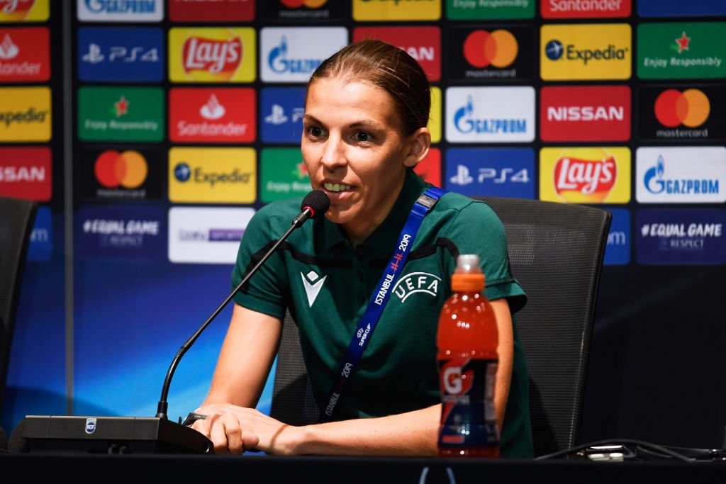 یوفا-کنفرانس خبری-داور زن-فرانسه-UEFA