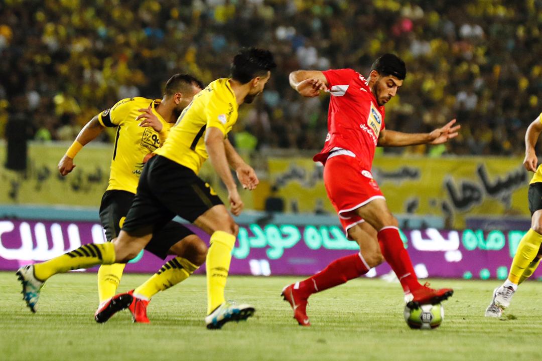 فوتبال ایران-جام حذفی-بازی سپاهان و پرسپولیس
