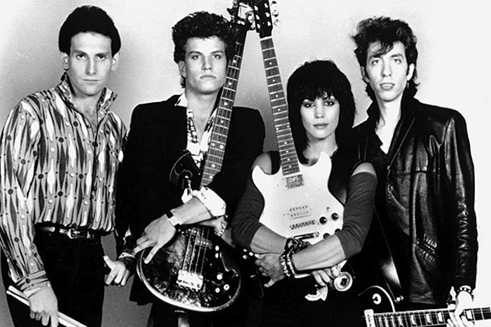 دانلود اهنگ زیبا I Love Rock 'n' Roll از Joan Jett & the Blackhearts