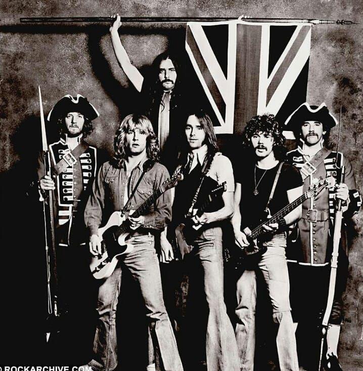 دانلود آهنگ Old Time Rock And Roll از Status Quo