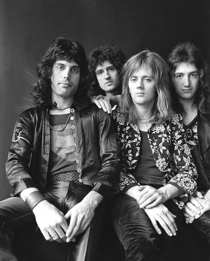 دانلود آهنگ زیبای گروه کوئین Killer Queen