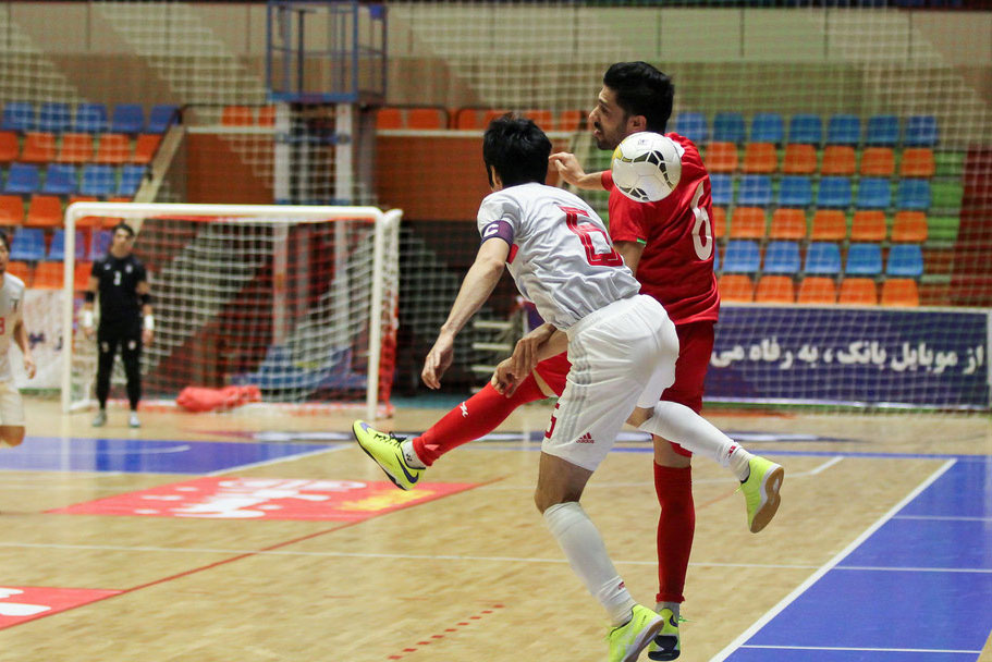 دور رفت پلی آف لیگ برتر فوتسال؛ پیروزی میزبانان مدعی و شکست تلخ مشهدیها در خانه - iran futsal league