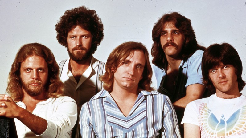 دانلود آهنگ زیبای Eagles - Hotel California