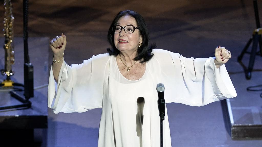 دانلود آهنگ زیبای Nana Mouskouri - The Lonely Shepherd