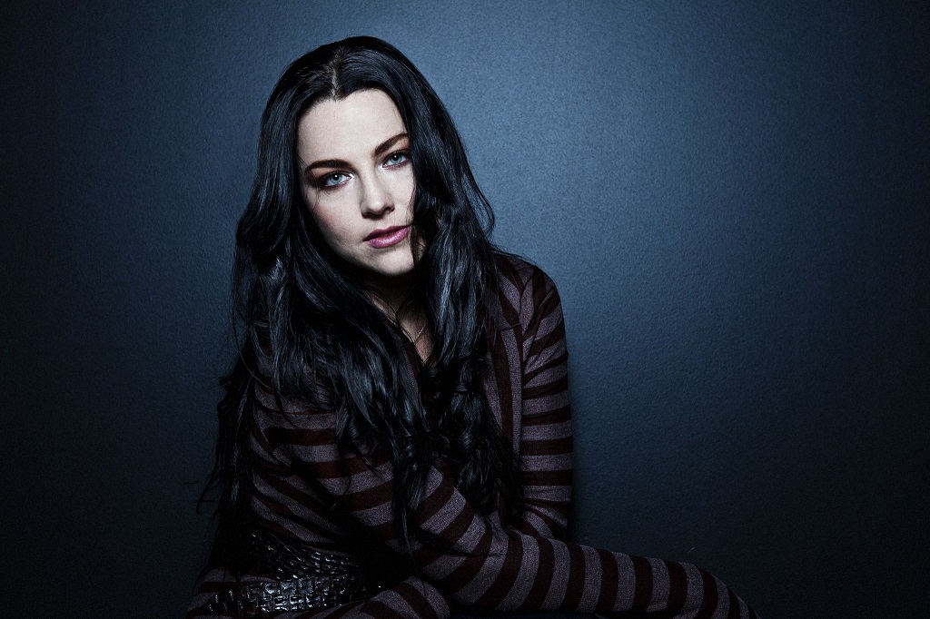 دانلود آهنگ زیبای Evanescence - Going Under