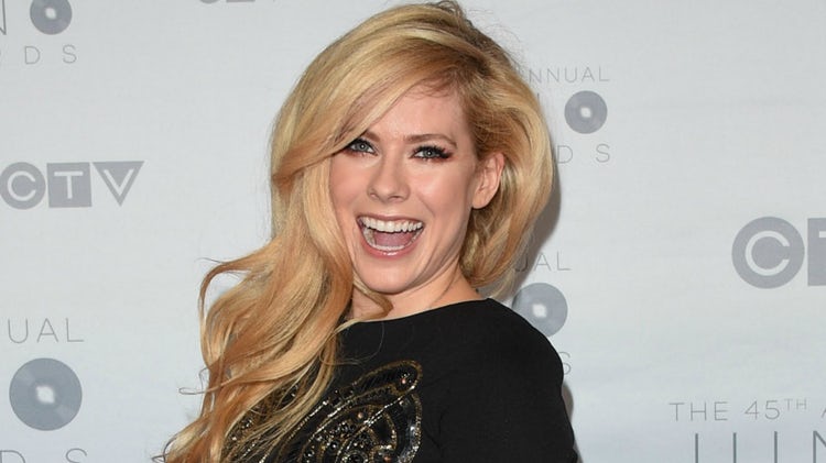 دانلود آهنگ زیبای Avril Lavigne - Knockin' On Heaven's Door