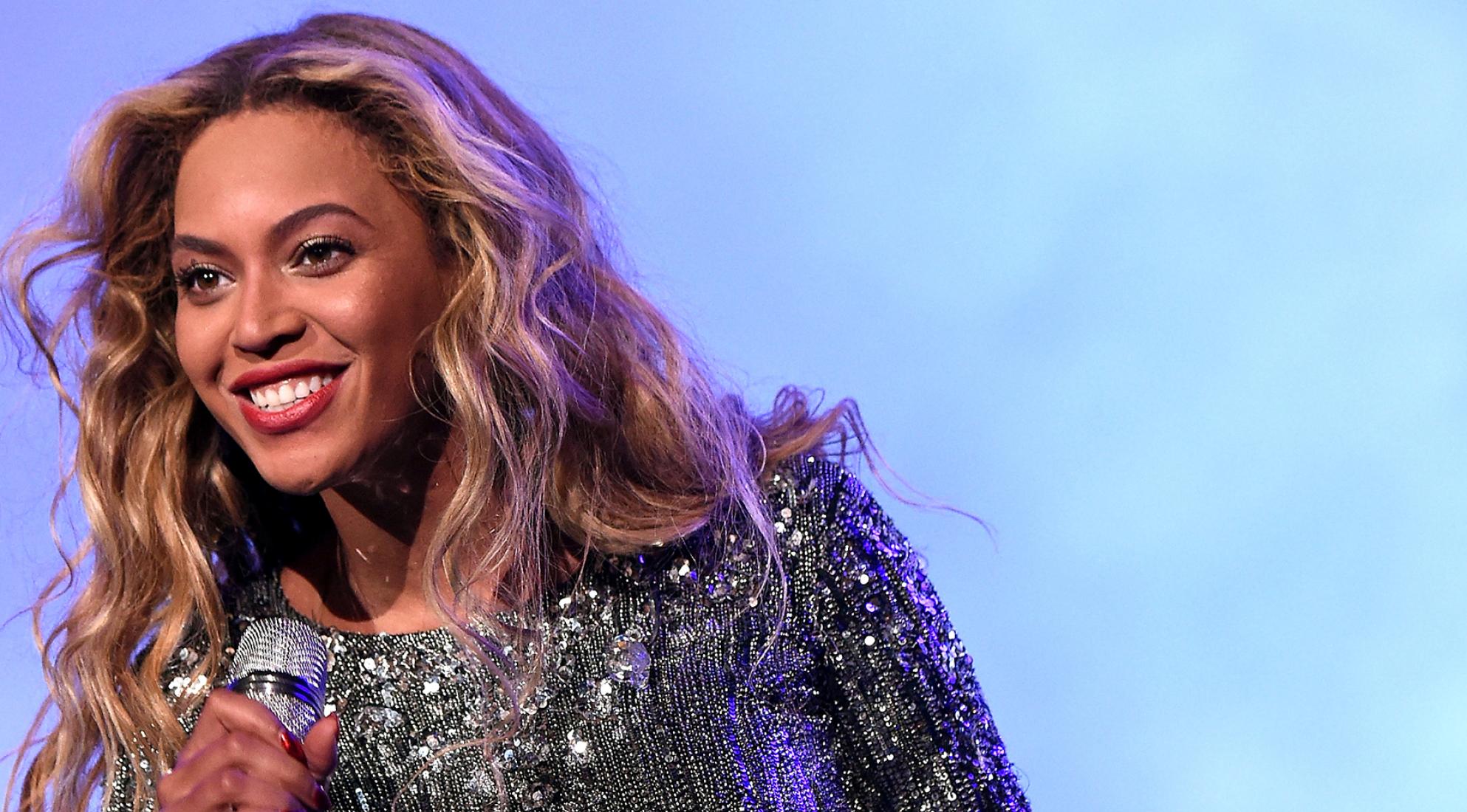 دانلود آهنگ زیبای Beyonce - Halo
