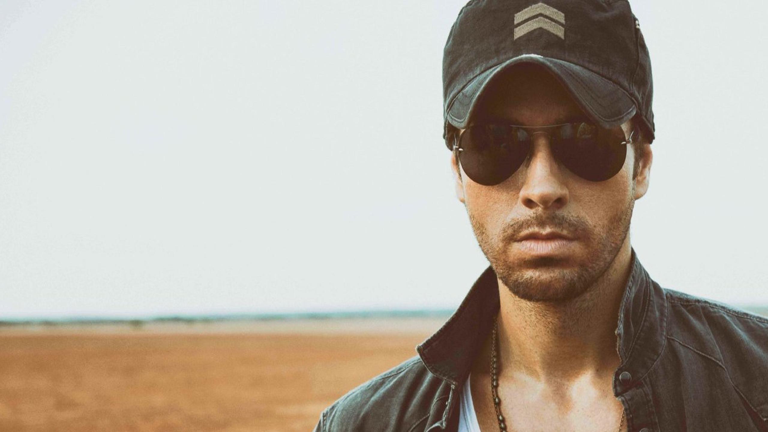 دانلود آهنگ زیبای Enrique Iglesias - Tired Of Being Sorry