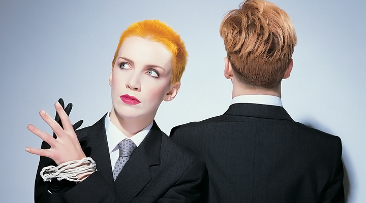دانلود آهنگ زیبای Eurythmics - Sweet Dreams (Are Made Of This)