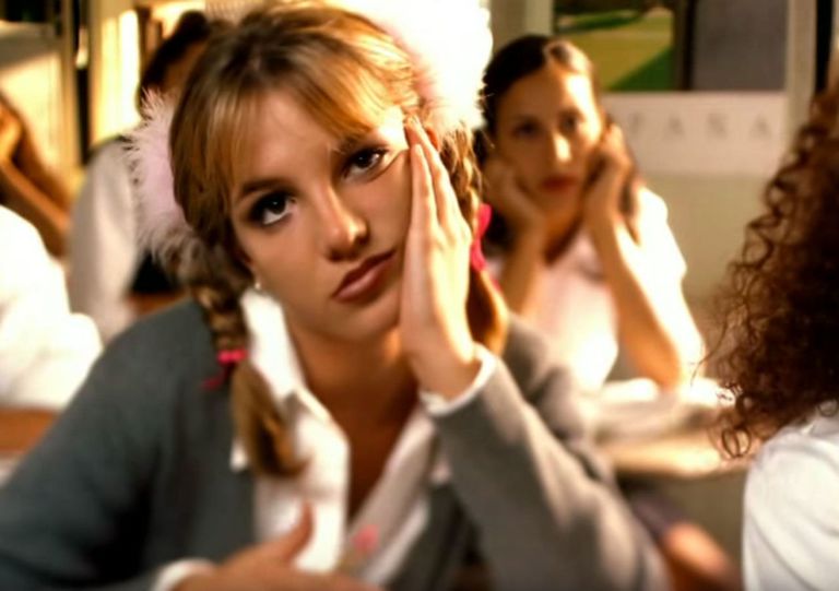 دانلود آهنگ زیبای Britney Spears - ...Baby One More Time