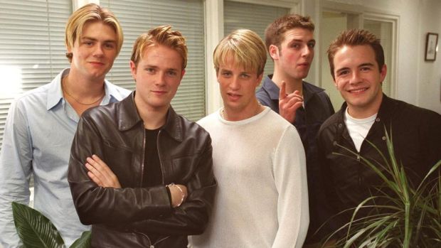 دانلود آهنگ زیبای Westlife - Total Eclipse Of The Heart