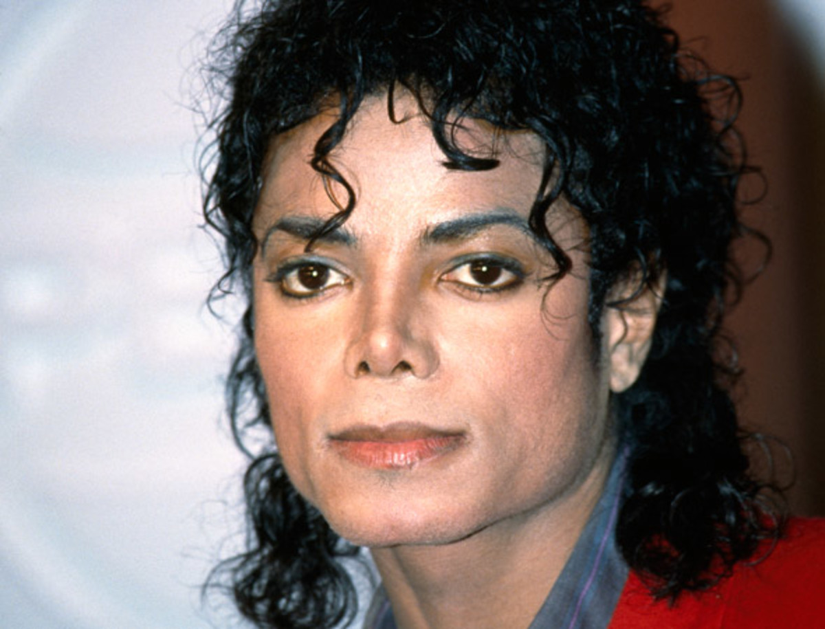 دانلود آهنگ زیبای Michael Jackson - Give In To Me