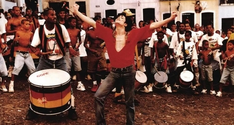 دانلود آهنگ زیبای Michael Jackson - They Don't Care About Us