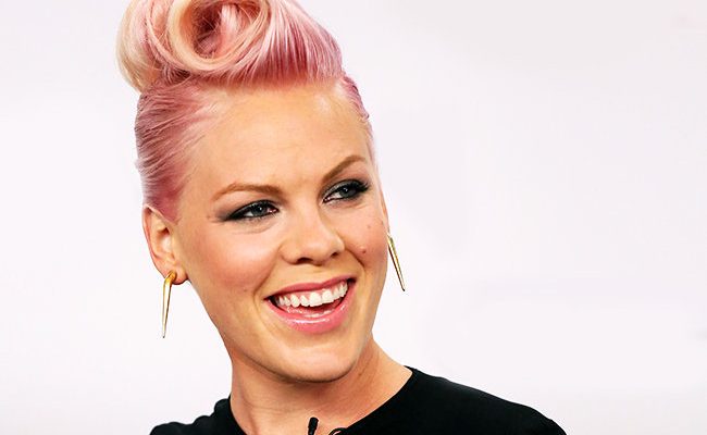 دانلود آهنگ زیبای Pink - So What
