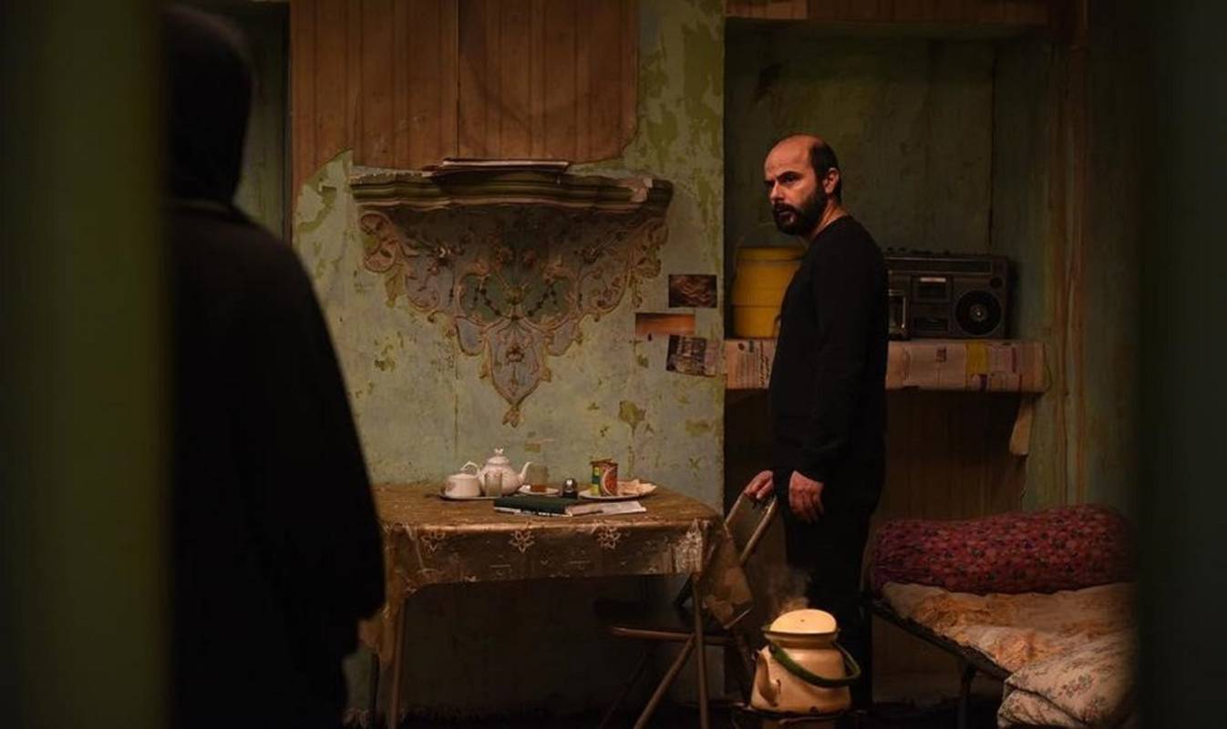 دانلود فیلم سینمایی خانه ای در خیابان چهل و یکم با حضور مهناز افشار و علی مصفا