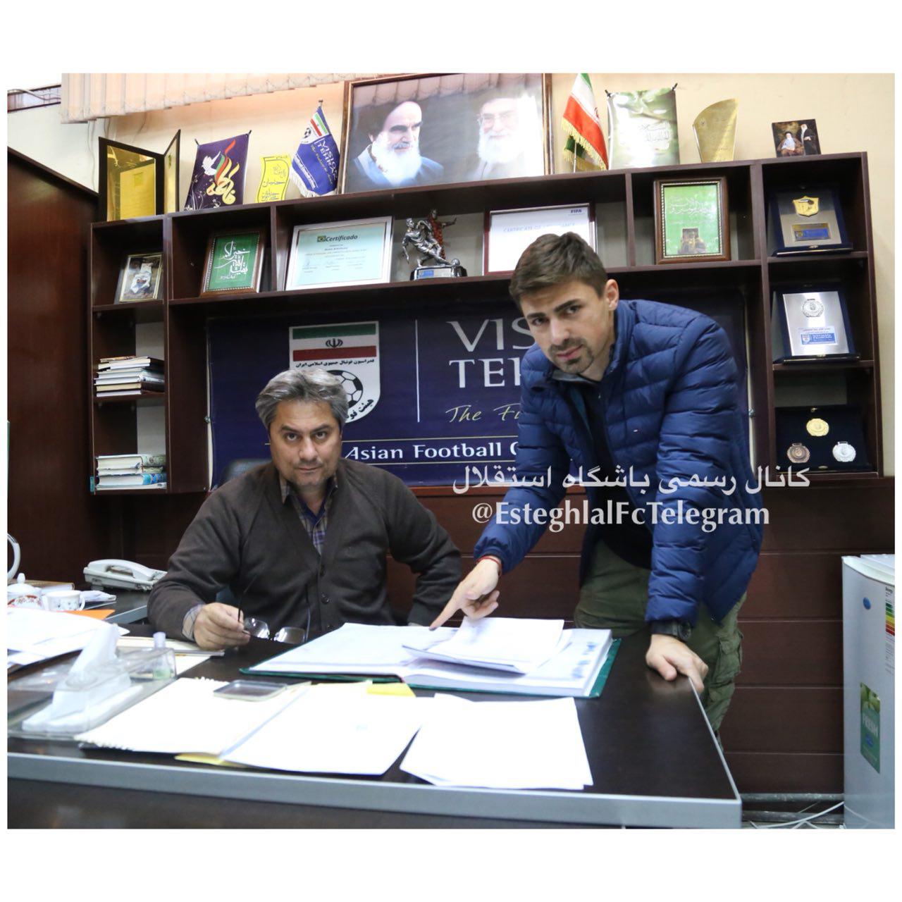 بویان نایدنوف