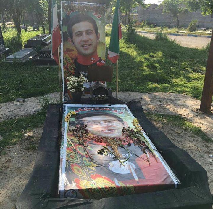 مهرداد اولادی