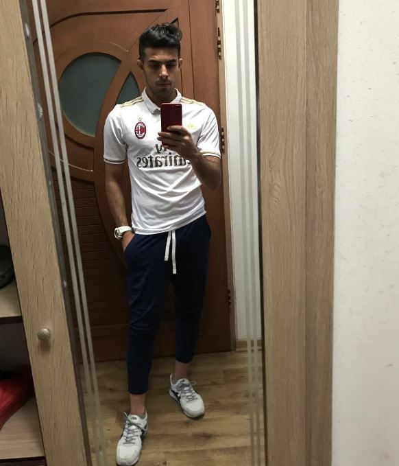 شاهین ثاقبی
