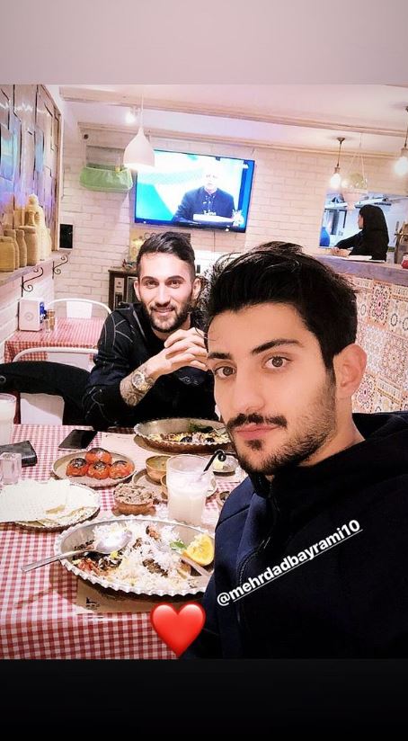 پیام صادقیان-