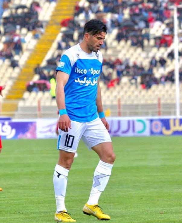 مهدی مومنی