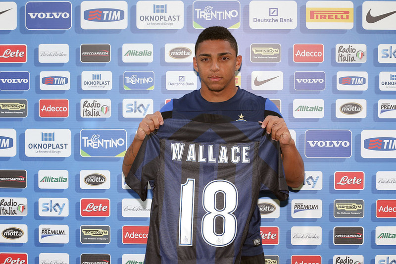 والاس - Wallace