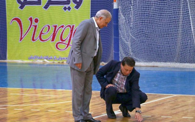 محمدرضا ساکت- بازدید از اماکن ورزشی کیش