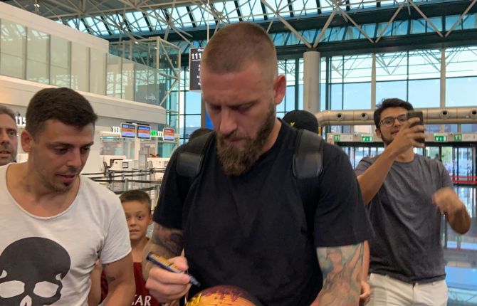دنیله ده روسی-Daniele De Rossi