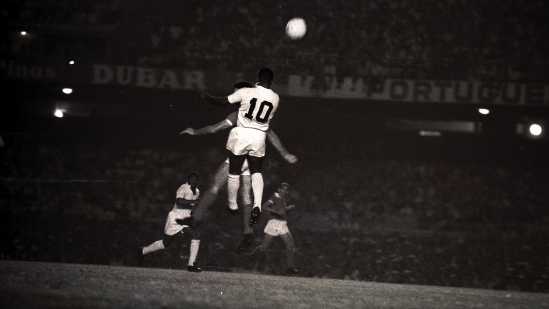 گل پله به بنفیکا در جام بین قاره‌ای 1962