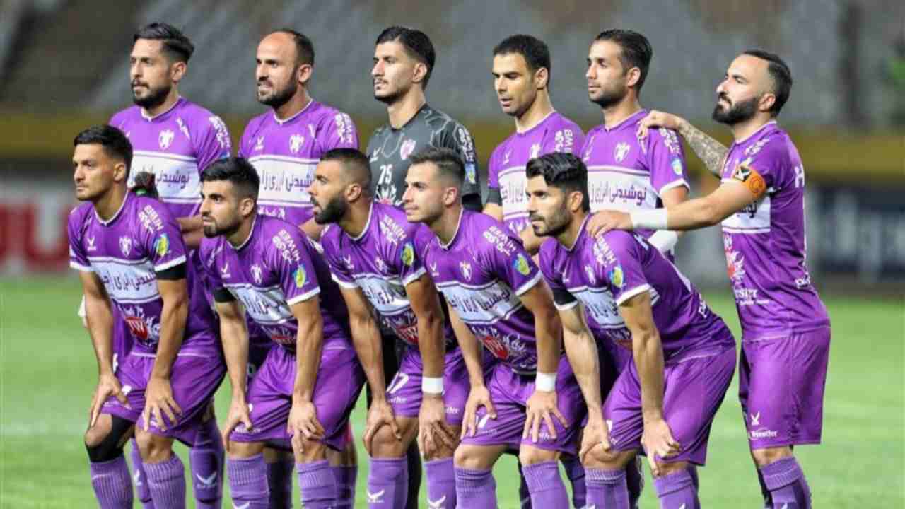 هوادار تهران- لیگ برتر ایران