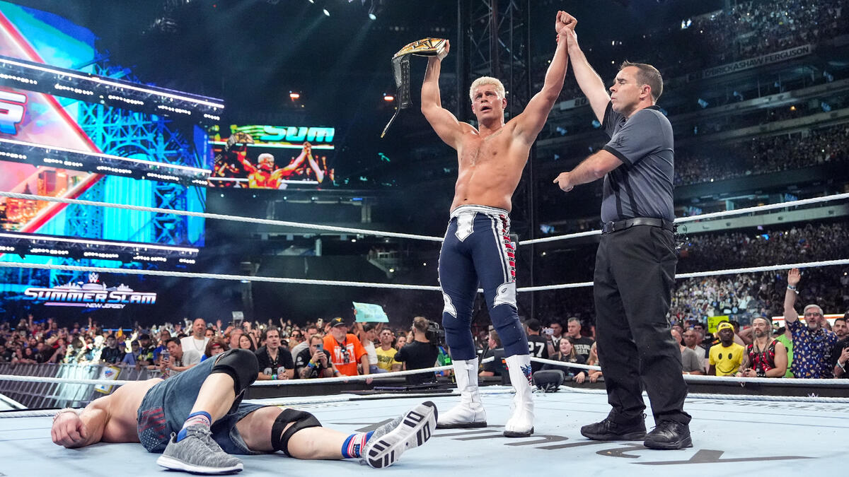 کودی رودز و جان سینا، ستارگان کشتی کج در شوی سامراسلم WWE
